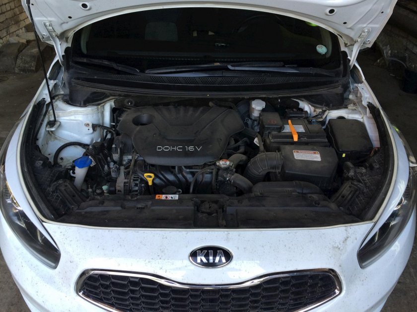 Под капота кия СИД 1