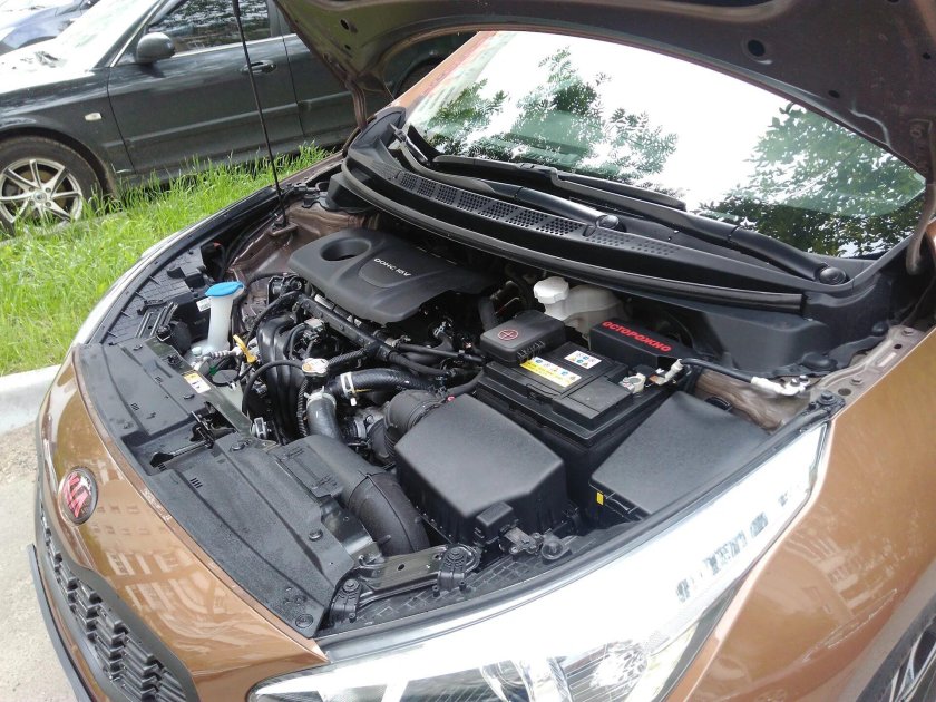 Подкапоиное пространство Kia Seed