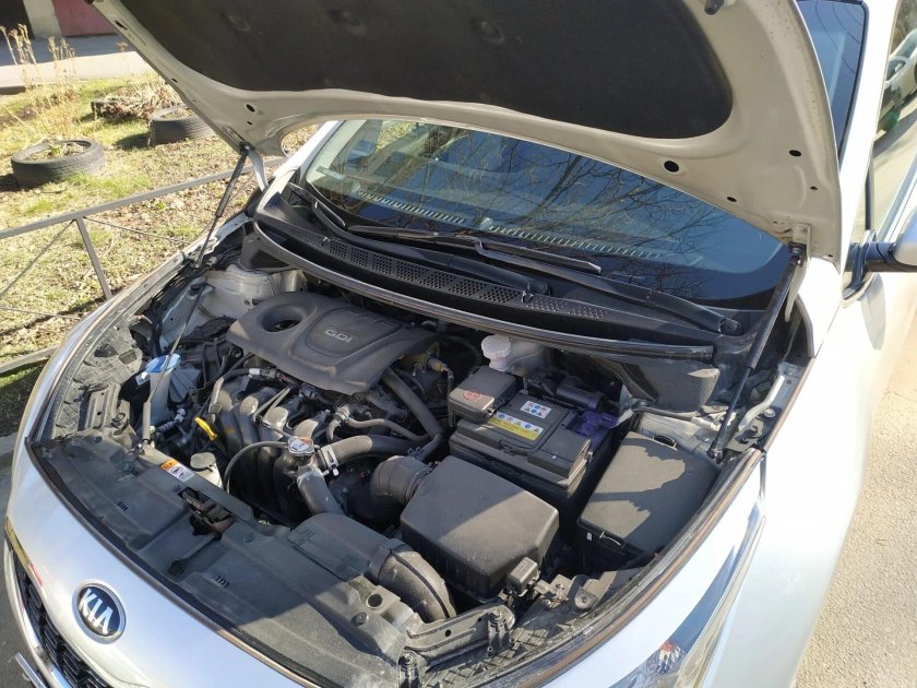 Газовые упоры капота Киа СИД 2008