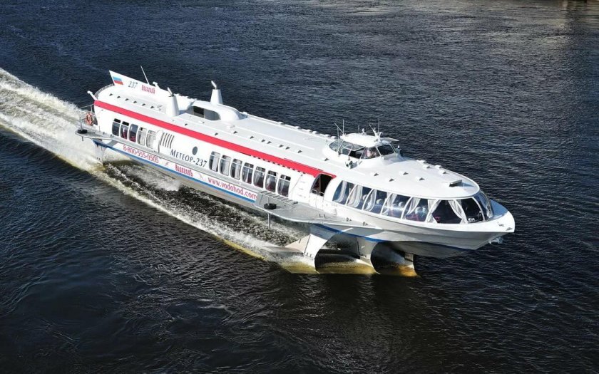 Речной корабль Метеор