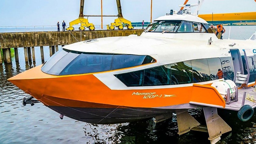 Метеор 120р судно