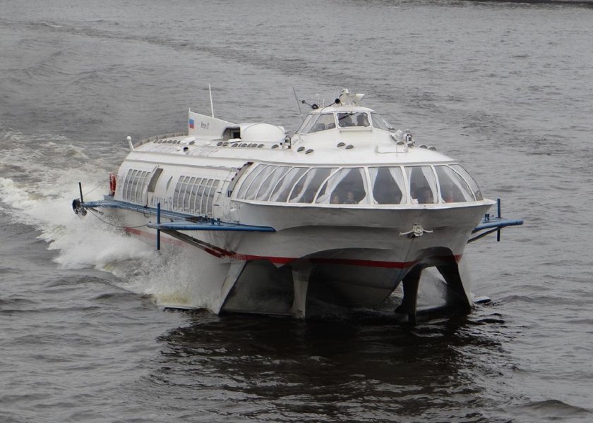 Метеор теплоход