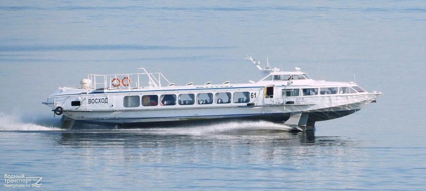 Теплоход Восход 61