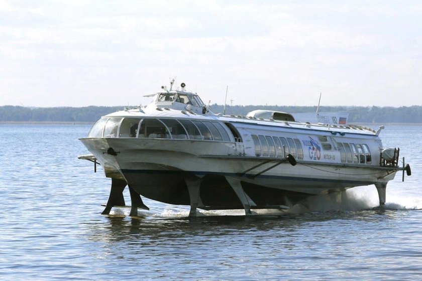 Метеор теплоход