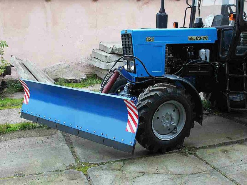 Отвал коммунальный гидроповоротный ко-4 МТЗ*