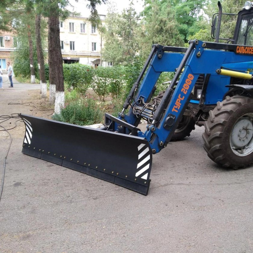 Кун-2000-30 отвал коммунальный гидроповоротный 2,5 м