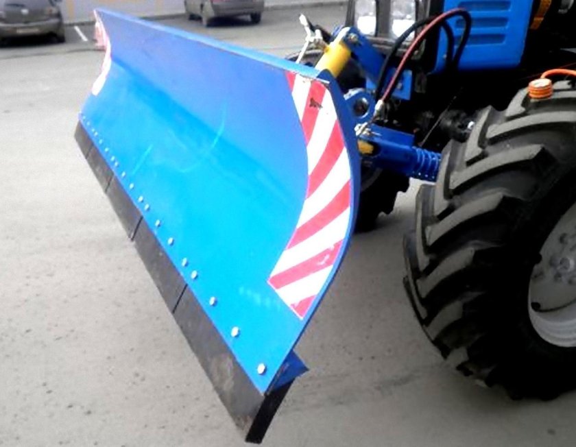 Отвал коммунальный гидроповоротный ко-4 МТЗ*