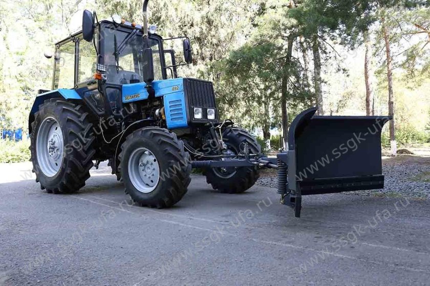 Отвал МТЗ-80.82 коммунальный бабочка Сальсксельмаш ко-7