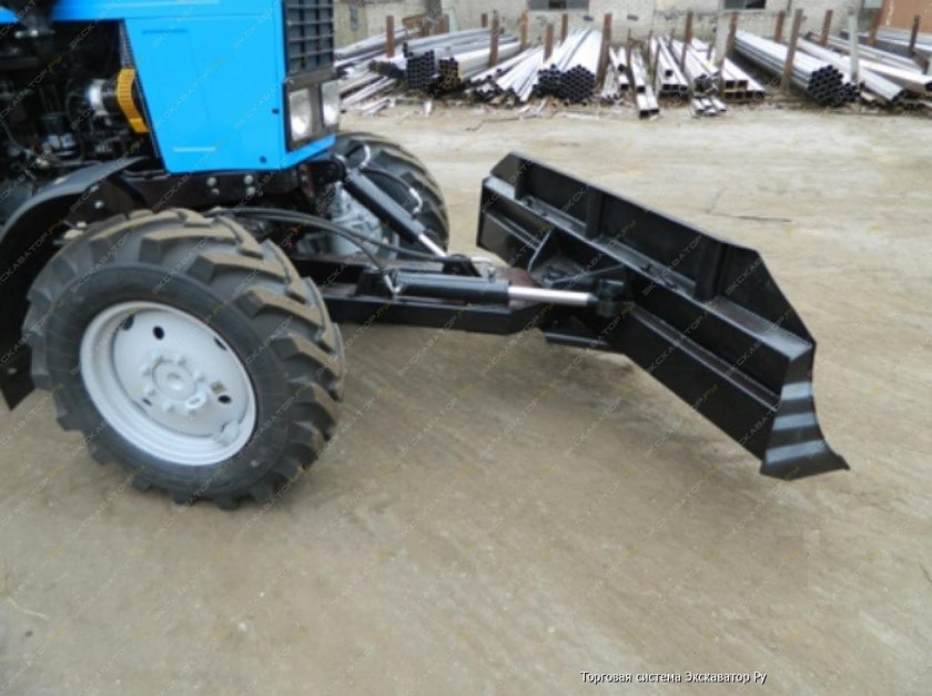 Отвал бульдозерный гидроповоротный ОГ-240