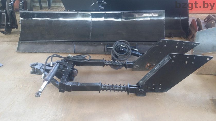 Коммунальный отвал гидроповоротный на МТЗ-1221