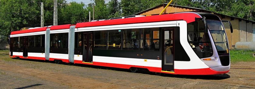 Трамвай УВЗ 71-409