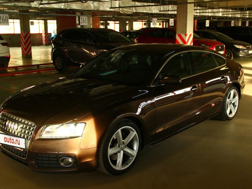 Ауди лифтбек