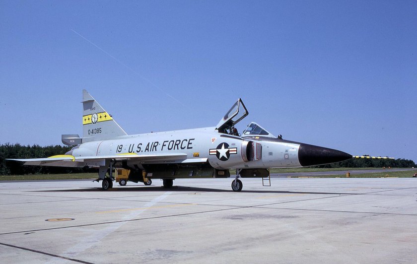 Convair f-102 Delta Dagger