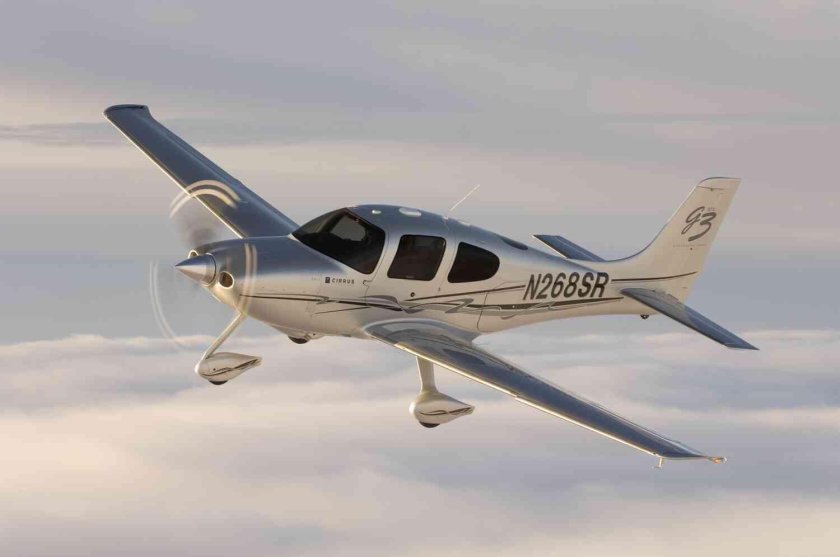 Cirrus sr22