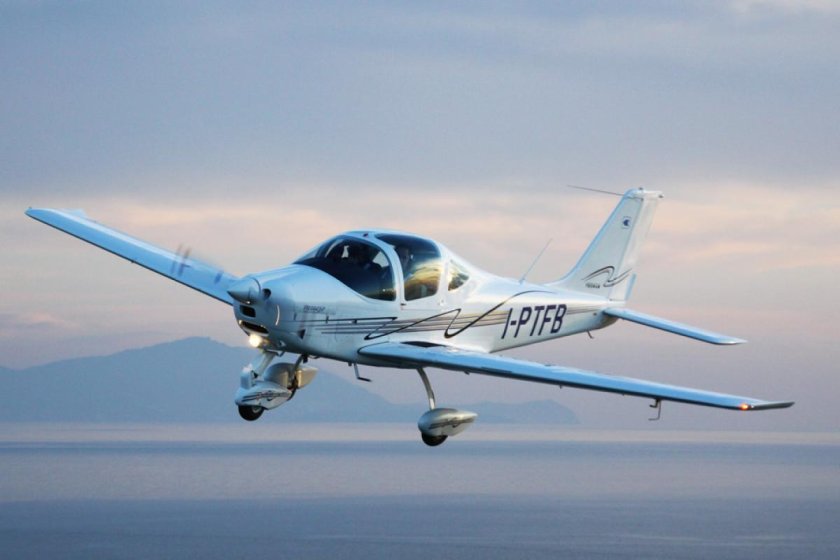 Sierra p2002 самолет