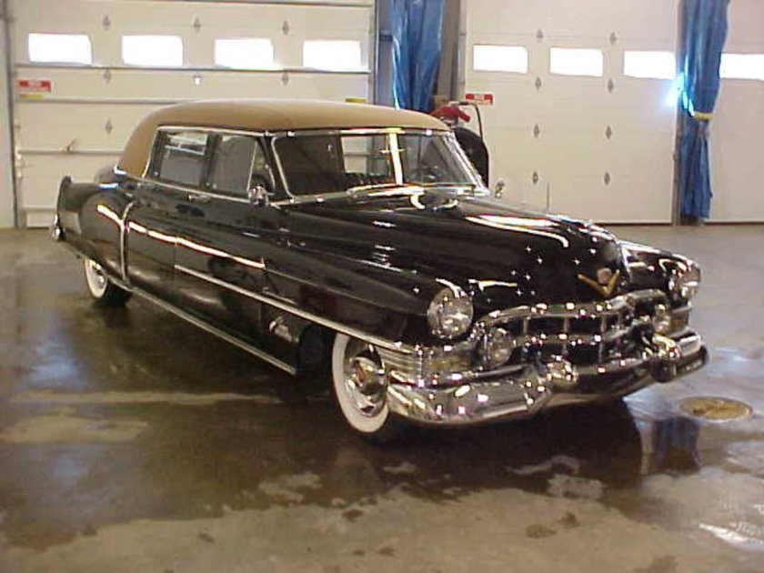 Cadillac Fleetwood 75