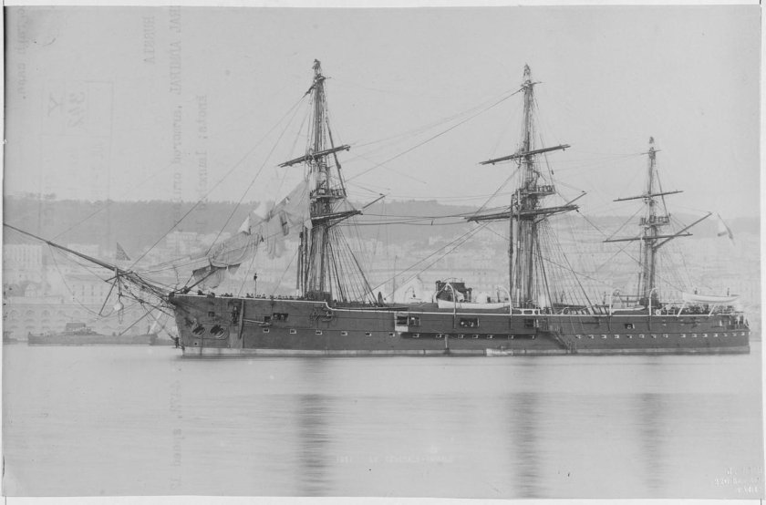 Герцог Эдинбургский крейсер