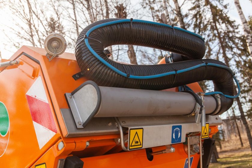 Км-2000 Коммунальная машина