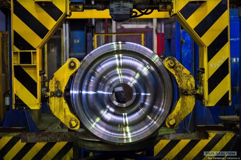 Цельнокатаное колесо вагона