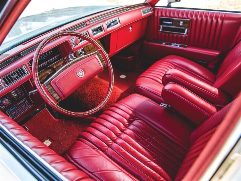 Cadillac Seville 1975 салон