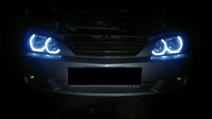 Кастомная оптика на Киа спектра