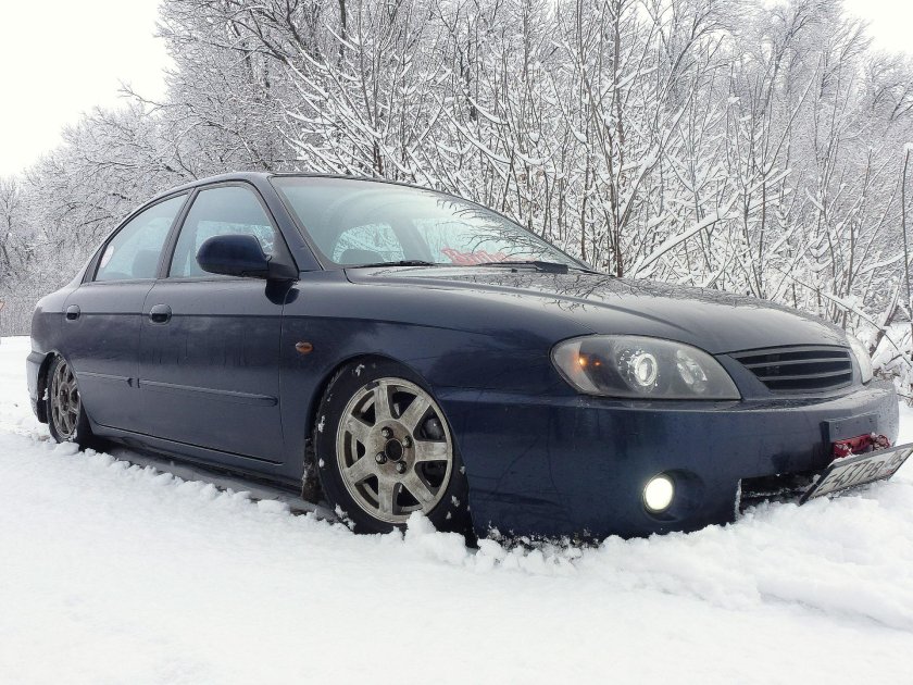 Kia Spectra 2007 stance