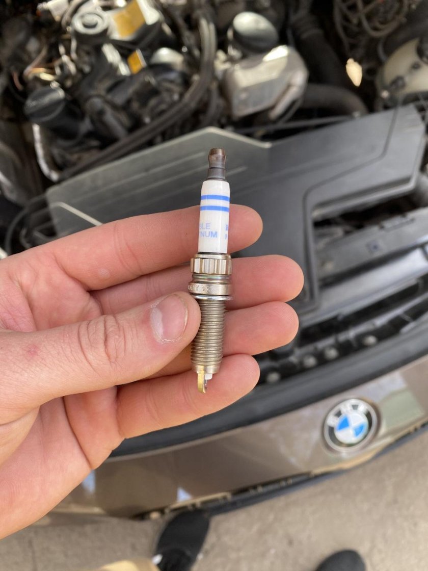 Свечи зажигания на БМВ 3 серии 1.8