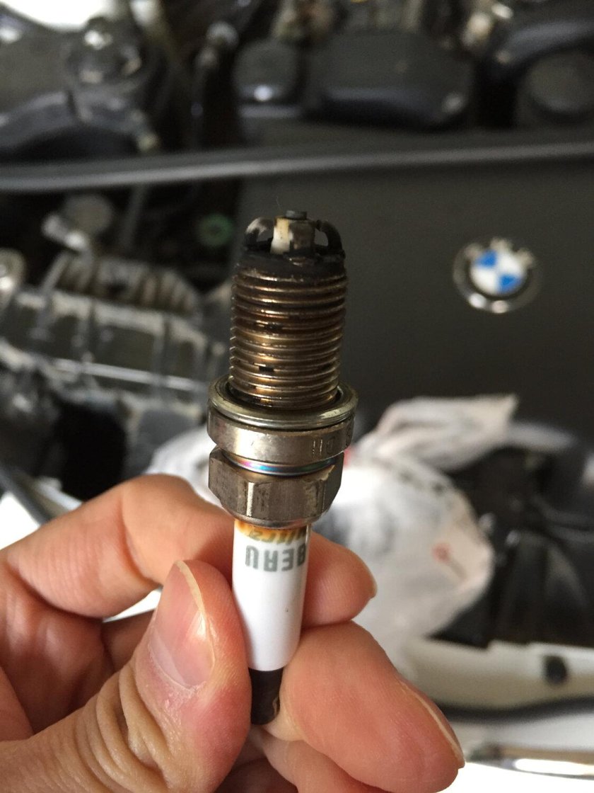 БМВ е87 свечи зажигания