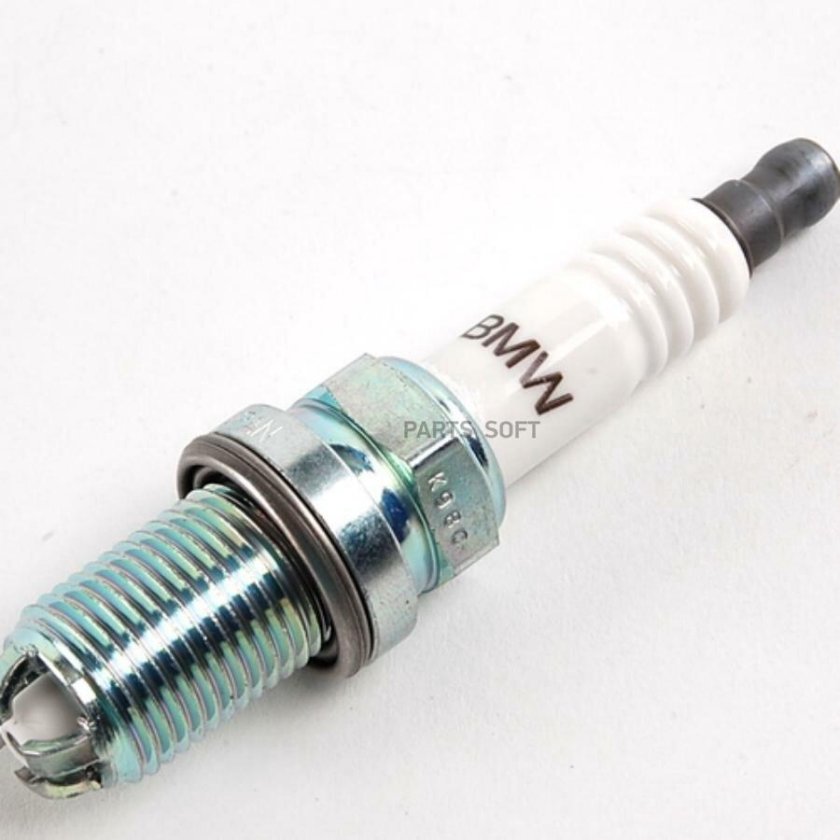 12120037607 BMW свеча зажигания