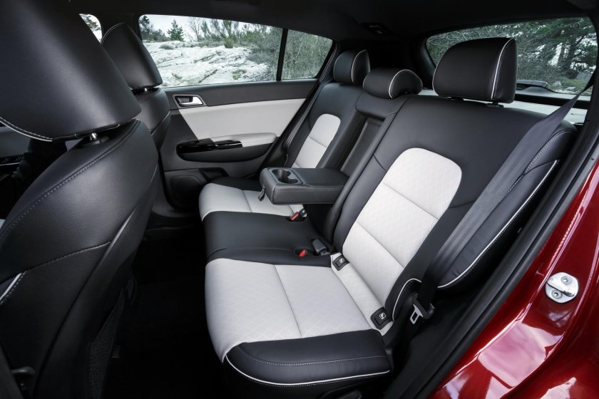 Киа Спортейдж 4 поколения салон