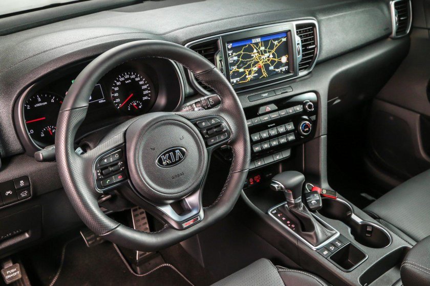 Киа Спортаж 2016 салон