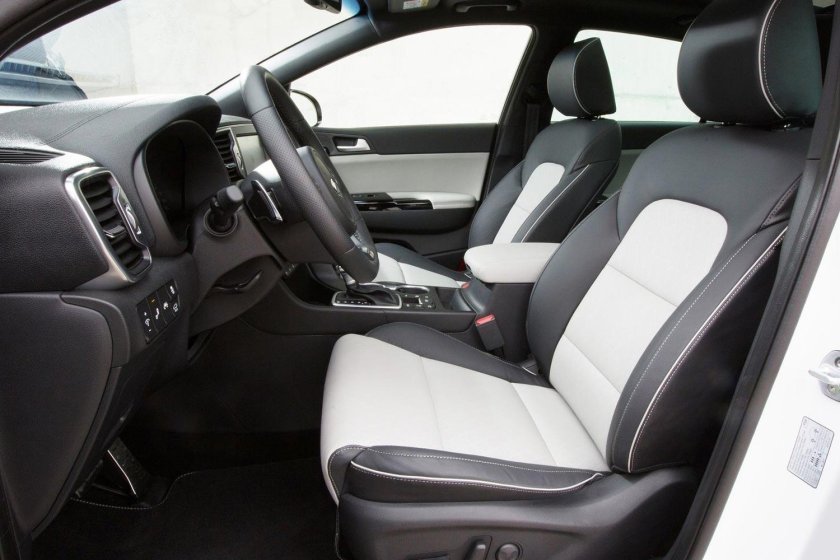 Kia Sportage кожаный салон