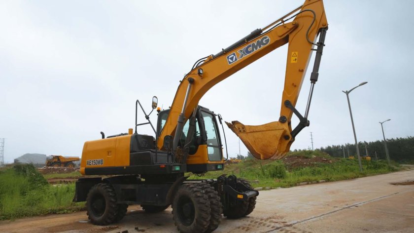 Экскаватор XCMG xe150