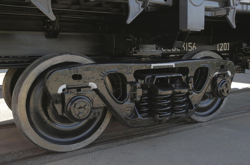 Тележка грузового вагона +"18-9800"