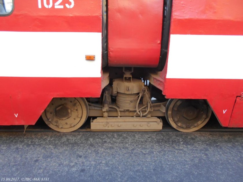 Трамвайная тележка ЛВС 86