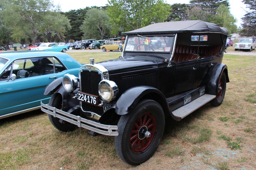 Олдсмобиль 1927 года