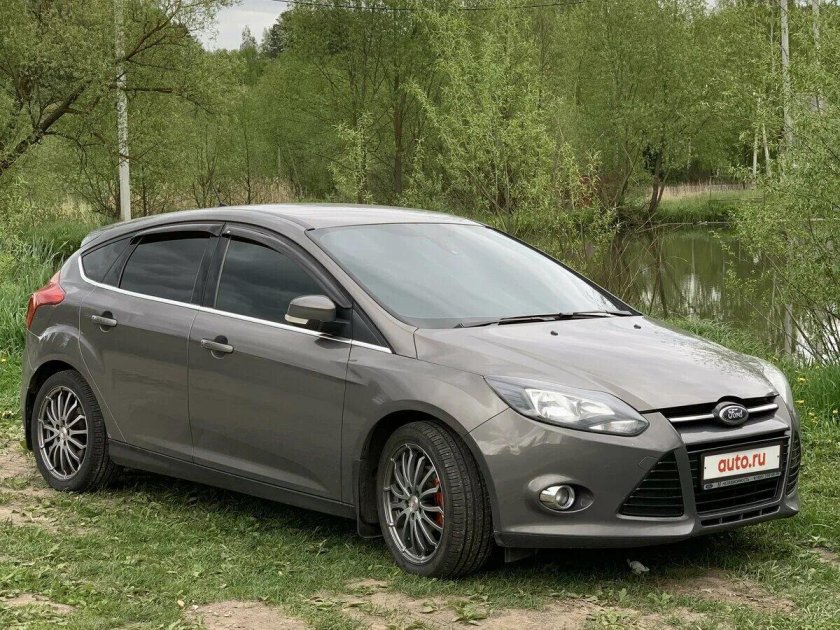 Форд фокус 3 серо-коричневый