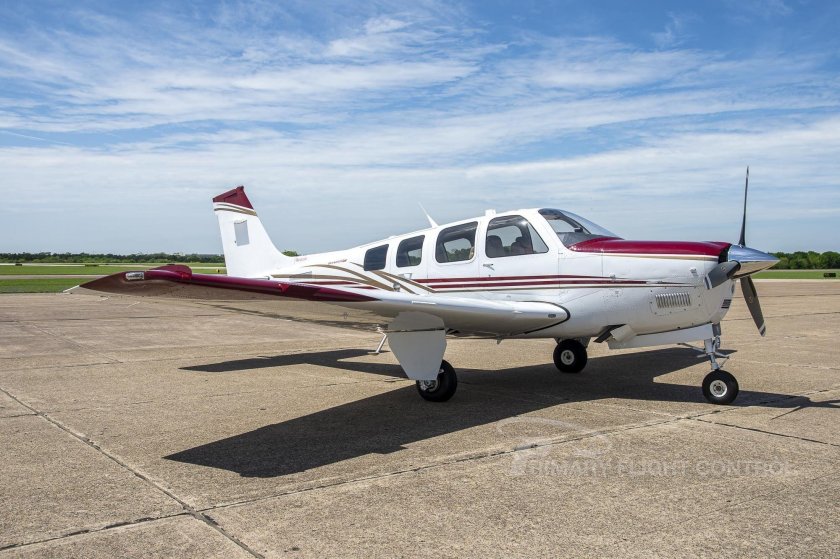 Самолет Бичкрафт Бонанза