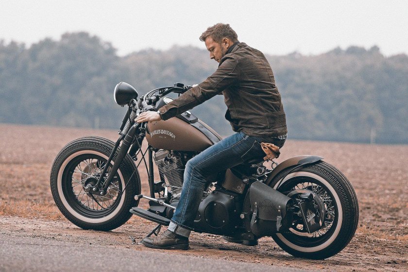 Мотоцикл боббер Харлей Дэвидсон