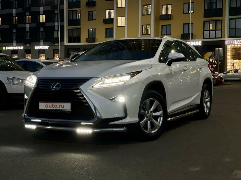 Лексус РХ 200 2016
