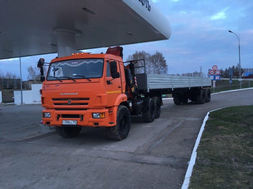 КАМАЗ 44108 53504 тягач