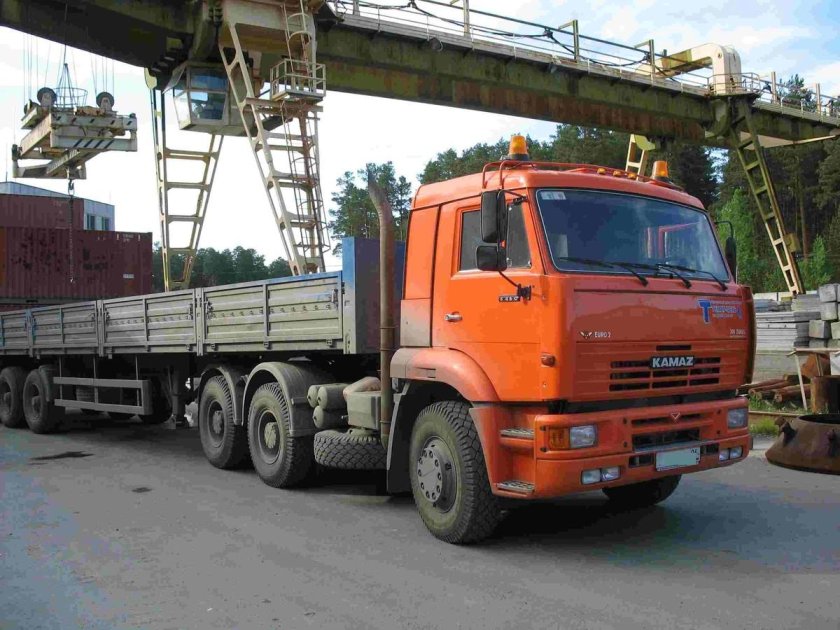 КАМАЗ 54115 шаланда