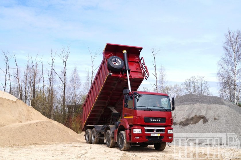 КАМАЗ 65201-001-49 самосвал "Люкс" евро 5