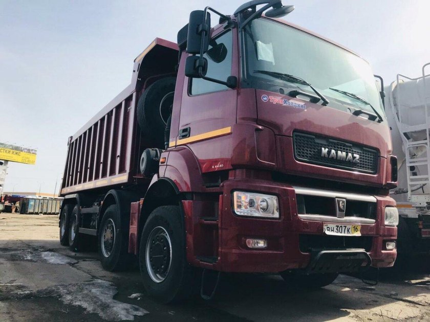 КАМАЗ 65201 Люкс