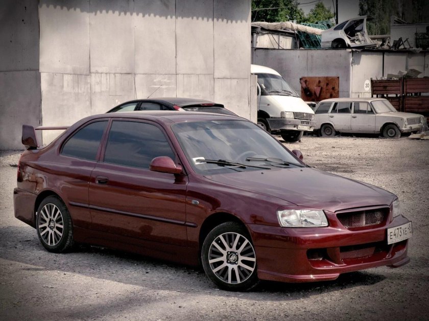 Тюнингованный Hyundai Accent