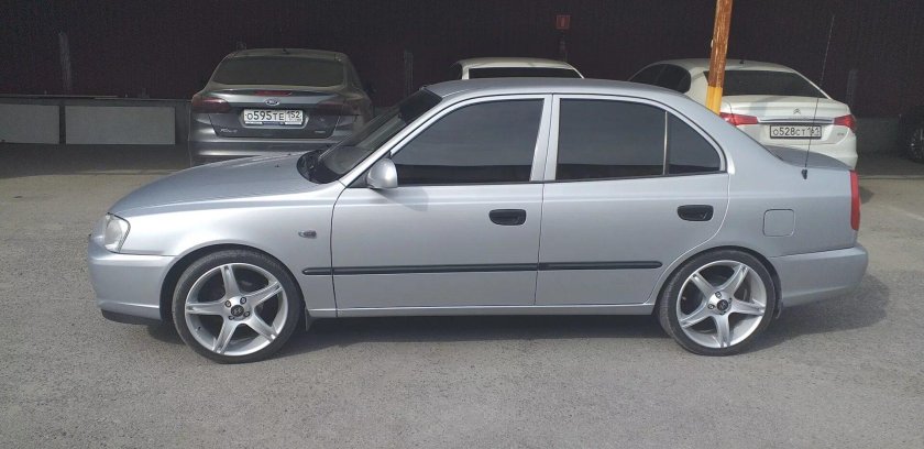 Hyundai Accent 2 тюнингованная