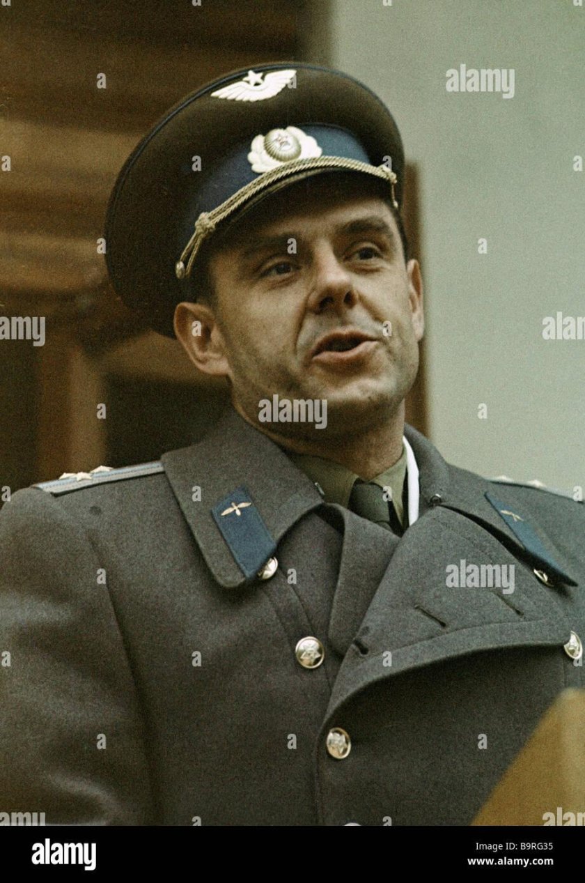 Комаров Владимир Михайлович космонавт