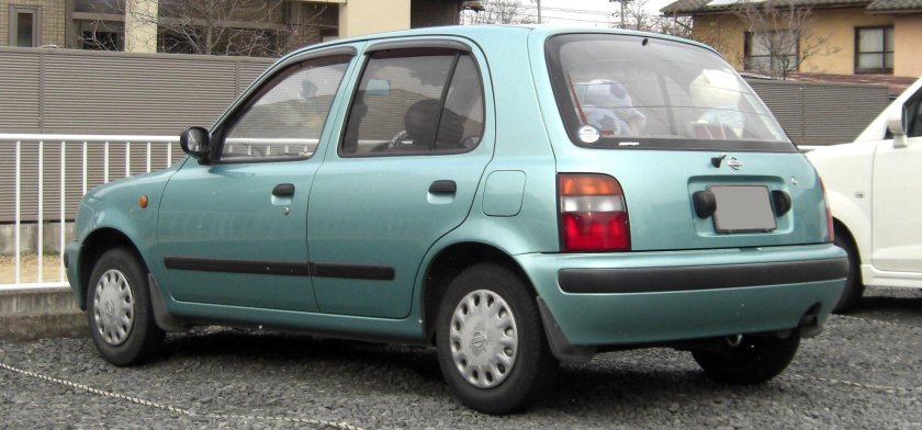 Nissan March k11