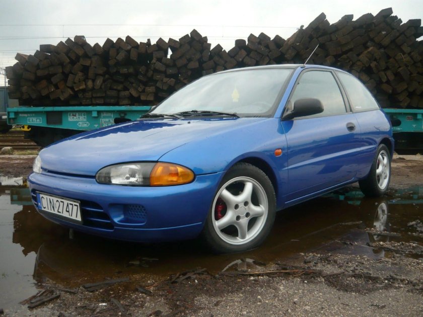 Митсубиси Мираж 1995