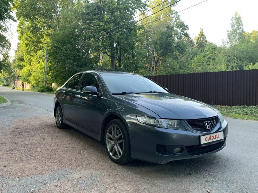 Honda Accord 2006 серый асфальт